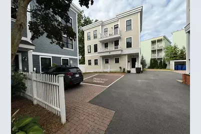 115 Beacon Street #C, Somerville, MA 02143 - Photo 9