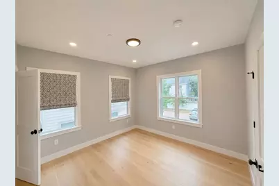 115 Beacon Street #C, Somerville, MA 02143 - Photo 3