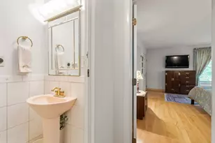 16 Wadsworth Ln, Dartmouth, MA 02748 - Photo 11