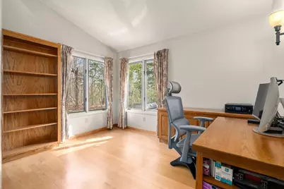 16 Wadsworth Ln, Dartmouth, MA 02748 - Photo 17