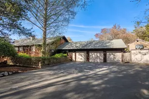 16 Wadsworth Ln, Dartmouth, MA 02748 - Photo 31