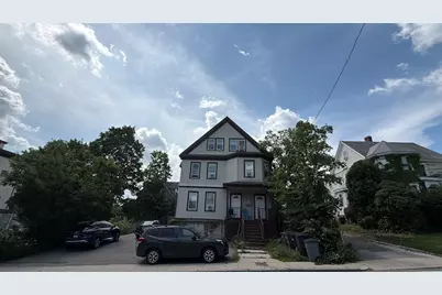 253 Whitwell St #2L, Quincy, MA 02169 - Photo 1