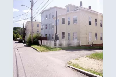 18 Knowlton St, Gardner, MA 01440 - Photo 3