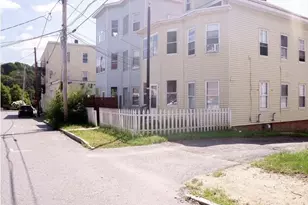 18 Knowlton St, Gardner, MA 01440 - Photo 3
