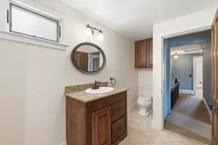 16 Collins St, Newburyport, MA 01950 - Photo 21