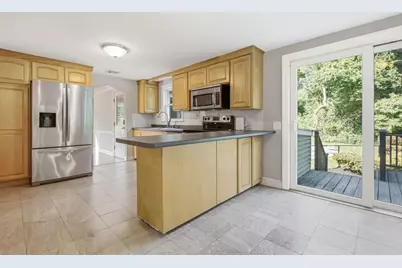 14 Pleasant, North Reading, MA 01864 - Photo 11