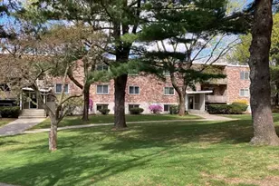 20 Jacqueline Rd, Waltham, MA 02452 - Photo 1