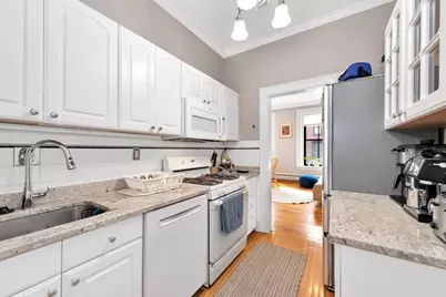 32 E Springfield #1, Boston, MA 02118 - Photo 7