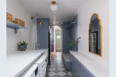 847 E 5th St, Boston, MA 02127 - Photo 13