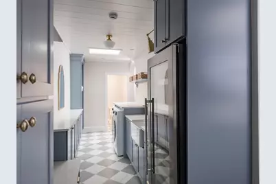 847 E 5th St, Boston, MA 02127 - Photo 11