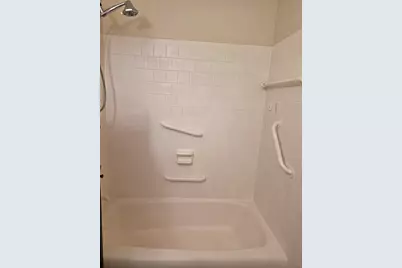 70 Mudge #8, Lynn, MA 01902 - Photo 5