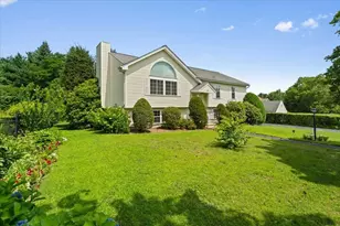 6 Moreland Green Dr, Worcester, MA 01602 - Photo 1