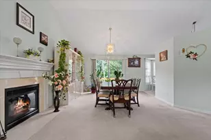 6 Moreland Green Dr, Worcester, MA 01602 - Photo 9