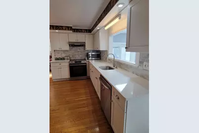 85 Faxon Park Rd, Quincy, MA 02169 - Photo 7