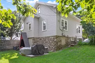 9 Norcross St, Worcester, MA 01602 - Photo 25