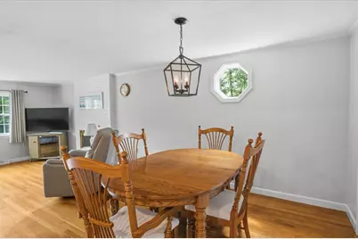 279 Center St, Pembroke, MA 02359 - Photo 9