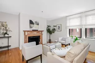 10 Charlesgate E, Boston, MA 02215 - Photo 5