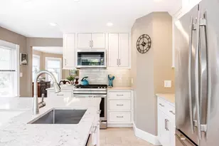 58 Temple, Reading, MA 01867 - Photo 11