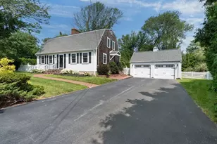 11 Longview Dr, Dartmouth, MA 02747 - Photo 3