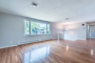 20 Fieldstone Dr, Stoneham, MA 02180 - Photo 3