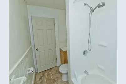 17-19 Arlington St, Easthampton, MA 01027 - Photo 9
