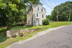 165 Pleasant St, Southbridge, MA 01604 - Photo 1