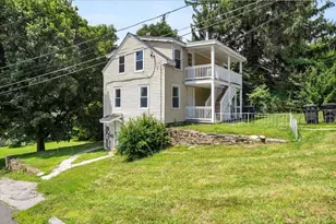 165 Pleasant St, Southbridge, MA 01604 - Photo 3