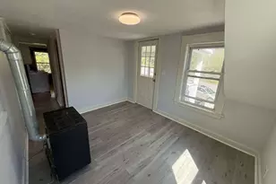 165 Pleasant St, Southbridge, MA 01604 - Photo 19