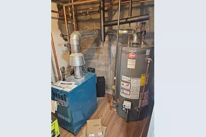 10 Marmion Ave, Worcester, MA 01606 - Photo 13