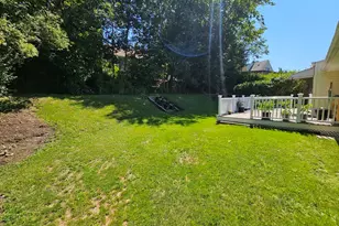 10 Marmion Ave, Worcester, MA 01606 - Photo 37