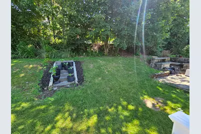 10 Marmion Ave, Worcester, MA 01606 - Photo 27