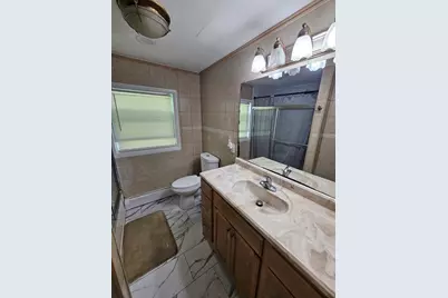 10 Marmion Ave, Worcester, MA 01606 - Photo 33