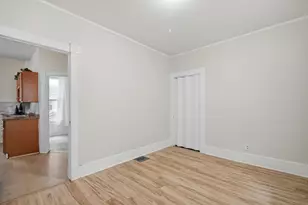26 Hebron St, Springfield, MA 01107 - Photo 13