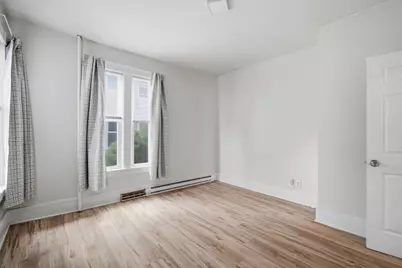 26 Hebron St, Springfield, MA 01107 - Photo 11