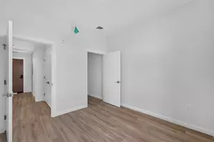 13 Warwick St, Somerville, MA 02144 - Photo 31