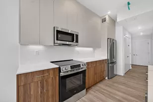 13 Warwick St, Somerville, MA 02144 - Photo 13