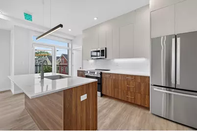 13 Warwick St #302, Somerville, MA 02144 - Photo 11