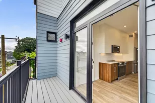13 Warwick St, Somerville, MA 02144 - Photo 7