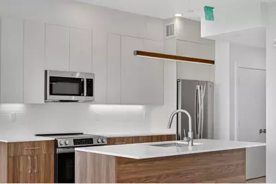 13 Warwick St #302, Somerville, MA 02144 - Photo 9