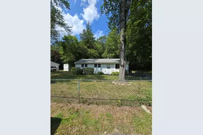 41 Potter Dr, Bellingham, MA 02019 - Photo 1