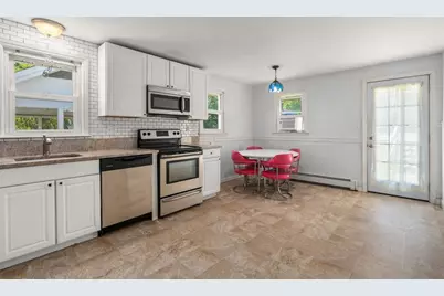 128 Clark St, Worcester, MA 01606 - Photo 7