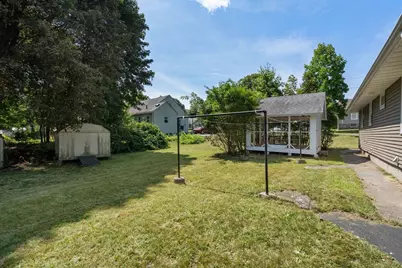 128 Clark St, Worcester, MA 01606 - Photo 23