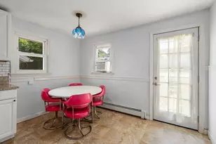 128 Clark St, Worcester, MA 01606 - Photo 9