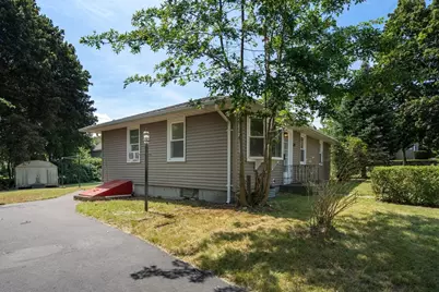 128 Clark St, Worcester, MA 01606 - Photo 3