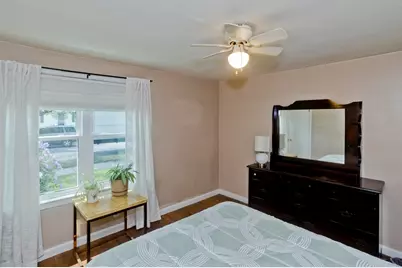 135 Prentice, Springfield, MA 01104 - Photo 15