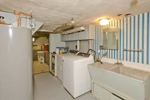 135 Prentice, Springfield, MA 01104 - Photo 27