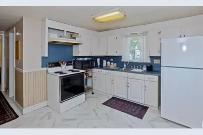 135 Prentice, Springfield, MA 01104 - Photo 9