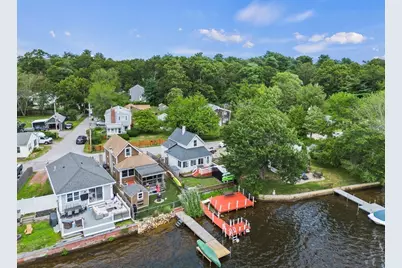 35 Ocean Ave, Halifax, MA 02341 - Photo 15