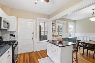 1896 Beacon St, Brookline, MA 02445 - Photo 17