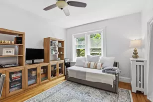 1896 Beacon St, Brookline, MA 02445 - Photo 5